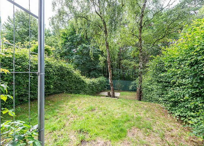 Miedzy Fala A Lasem Lägenhet *