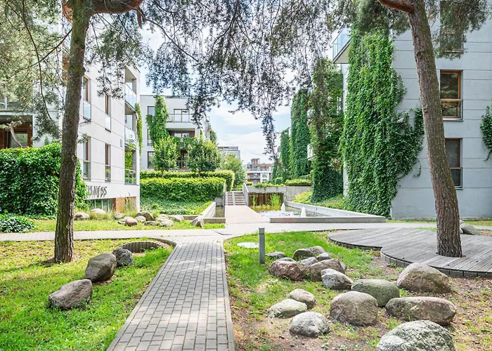 Miedzy Fala A Lasem * グダニスク