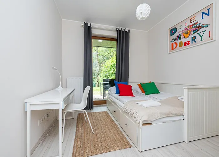 Miedzy Fala A Lasem * グダニスク